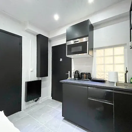 Apartment Urbanflat 11 - Grand Pereire Wagram - Champs-elysees Paris