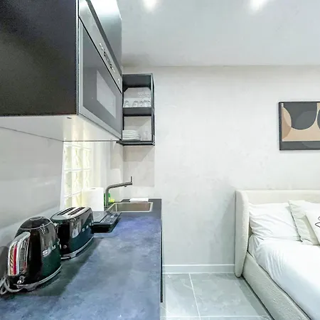 Apartment Urbanflat 11 - Grand Pereire Wagram - Champs-elysees