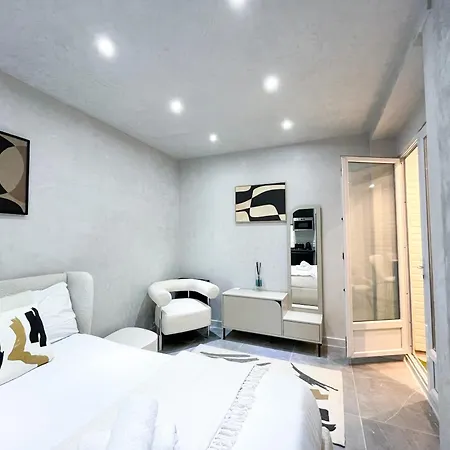 Urbanflat 11 - Grand Pereire Wagram - Champs-elysees Apartment Paris