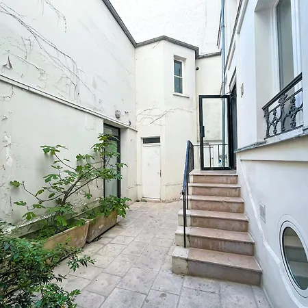 Urbanflat 11 - Grand Pereire Wagram - Champs-elysees Apartment Paris