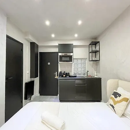 Apartment Urbanflat 11 - Grand Pereire Wagram - Champs-elysees *